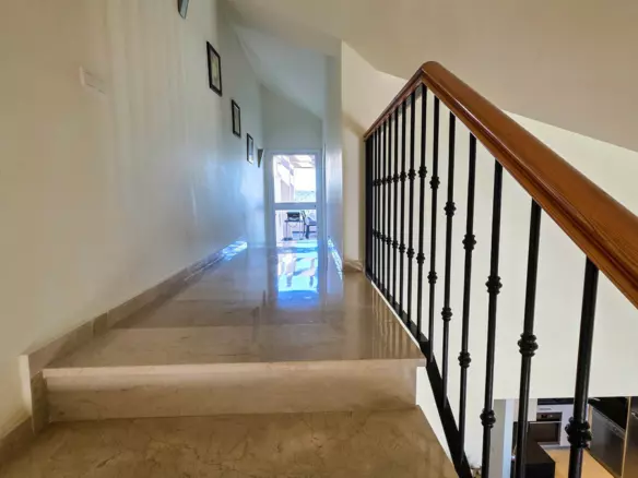 3-bedroom Apartment In Manilva, Spain (184 M²)