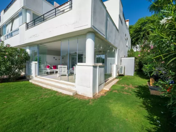 3-bedroom Apartment In Casares, Spain (80 M²)