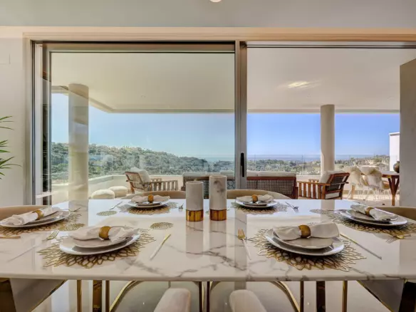 3-bedroom Apartment In Benahavis, Spain (160 M²)
