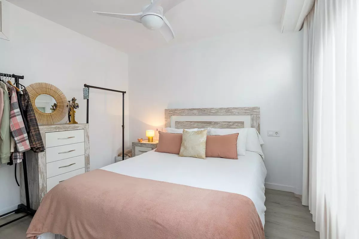 2-bedroom Apartment In Calvià, Spain (90 M²)