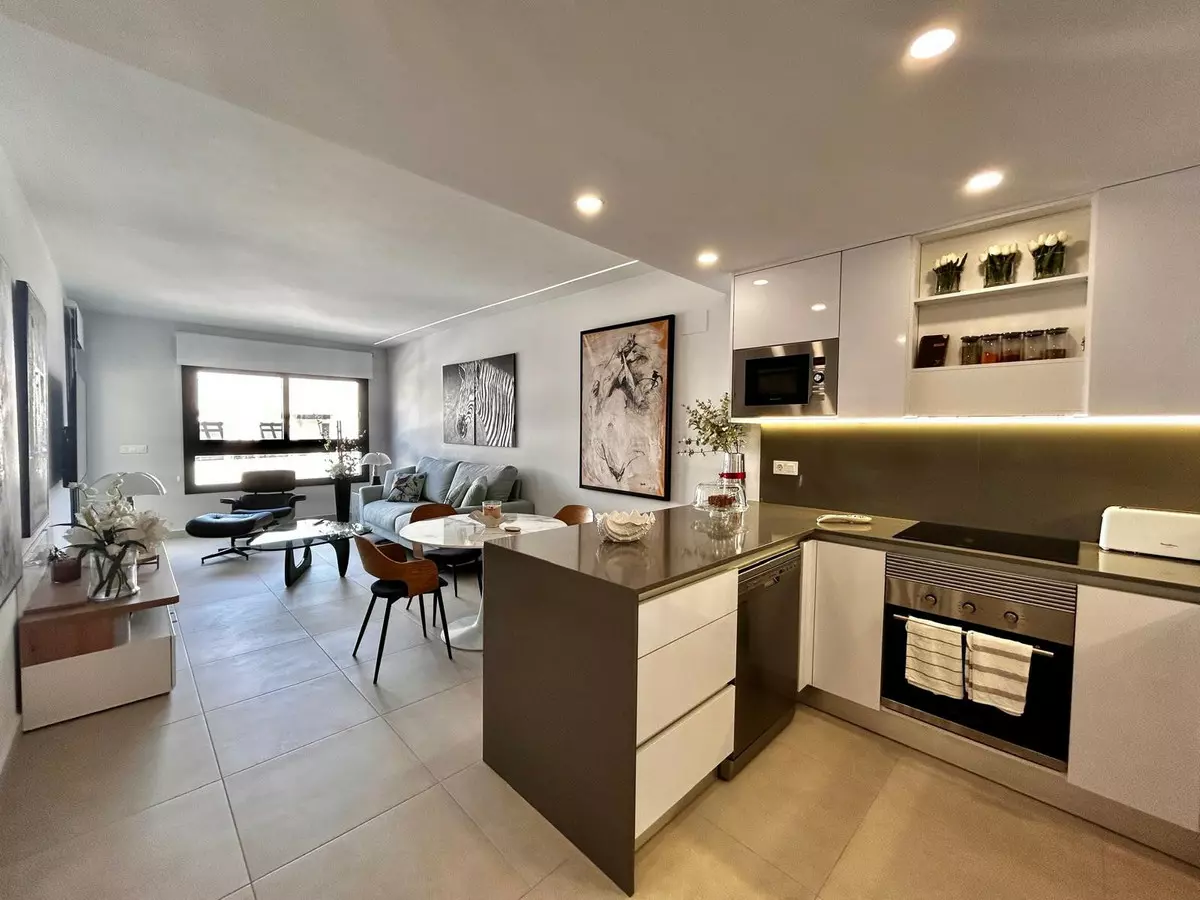 3-bedroom Apartment In Orihuela, Spain (80 M²)