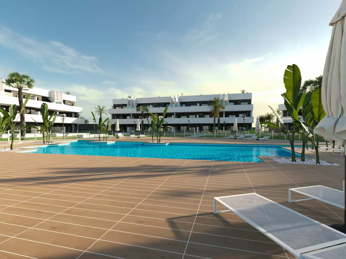3-bedroom Apartment In Guardamar Del Segura, Spain (82 M²)