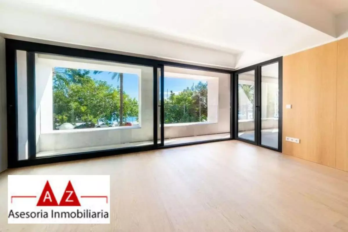 2-bedroom Apartment In Palma De Mallorca, Spain (150 M²)