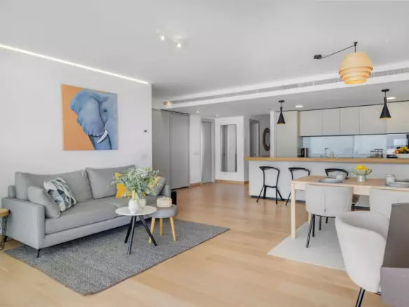 3-bedroom Apartment In Fuengirola, Spain (130 M²)