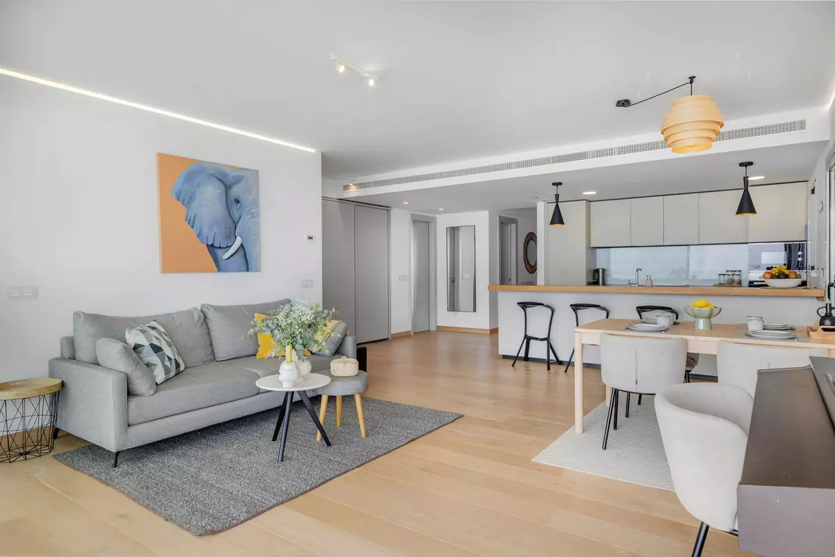 3-bedroom Apartment In Fuengirola, Spain (130 M²)