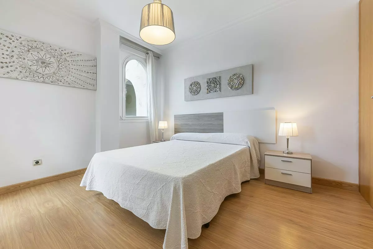 1-bedroom Apartment In Estepona, Spain (90 M²)
