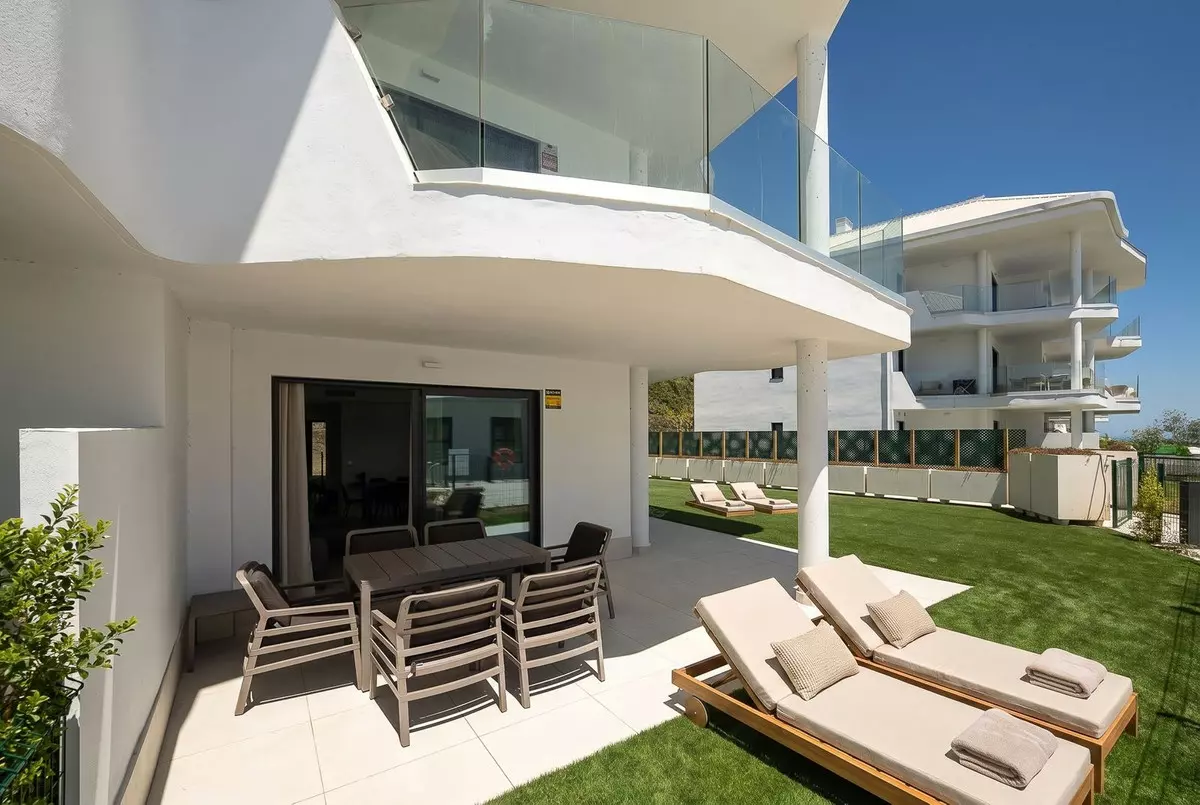 3-bedroom Apartment In Fuengirola, Spain (93 M²)