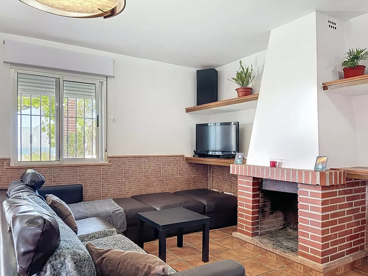 3-bedroom Country House In Vélez – Málaga, Spain (336 M²)