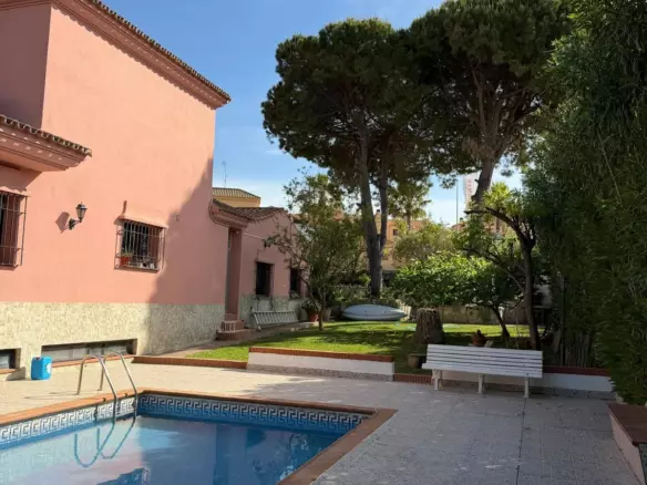4-bedroom Villa In Casares, Spain (165 M²)