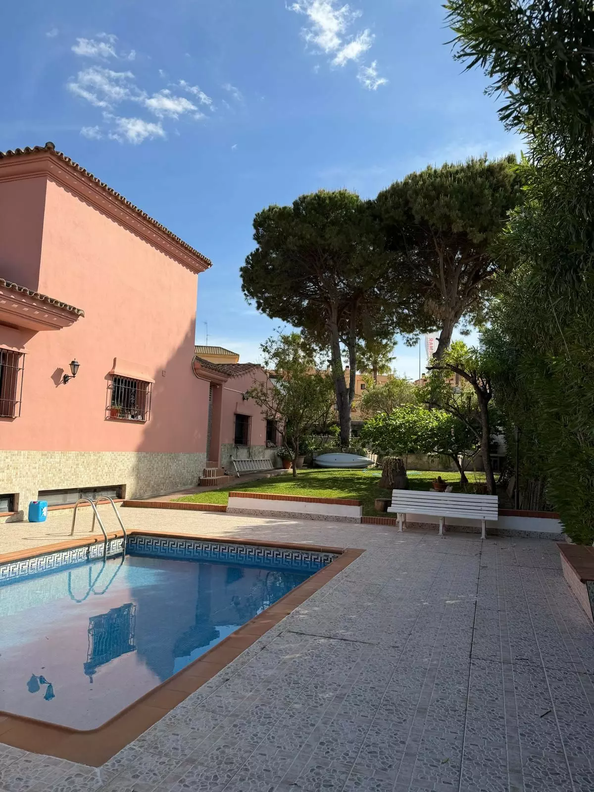 4-bedroom Villa In Casares, Spain (165 M²)