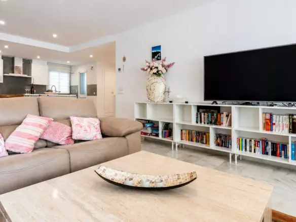 4-bedroom Apartment In Marbella, Spain (116 M²)