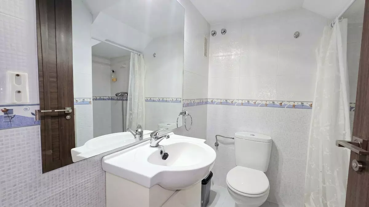 3-bedroom Apartment In Torremolinos, Spain (114 M²)