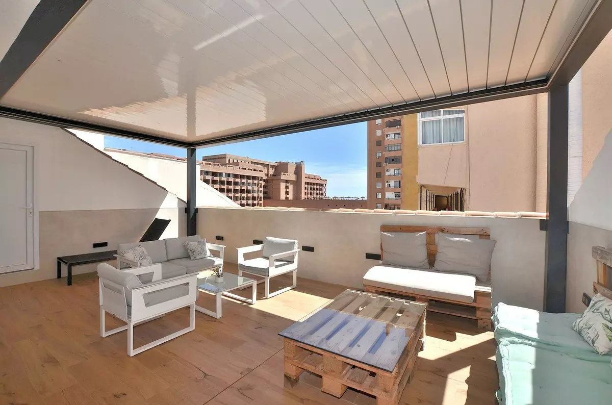 3-bedroom Apartment In Fuengirola, Spain (130 M²)