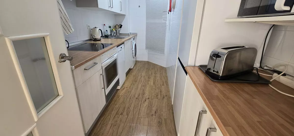 2-bedroom Apartment In Fuengirola, Spain (102 M²)