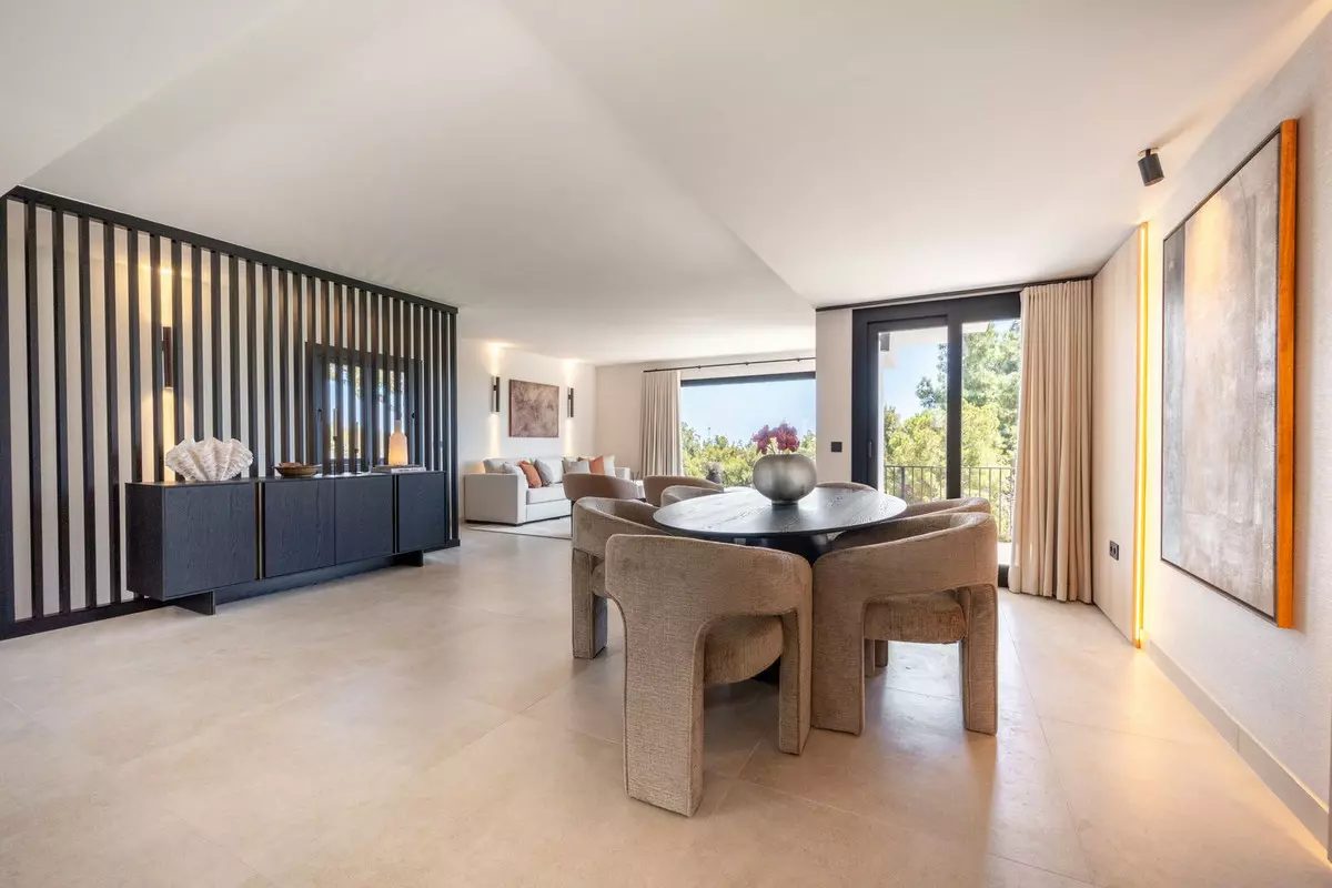 5-bedroom Villa In Mijas, Spain (329 M²)