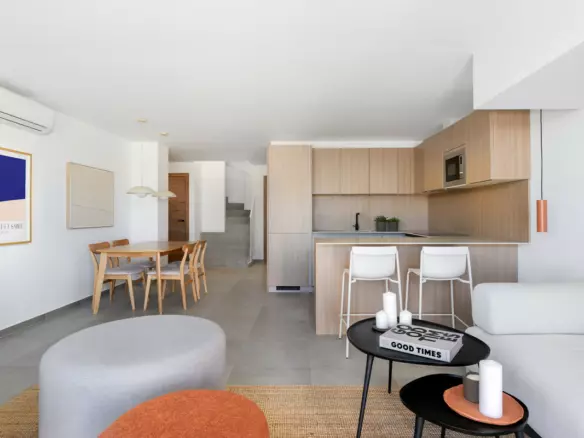 3-bedroom Apartment In Estepona, Spain (93 M²)