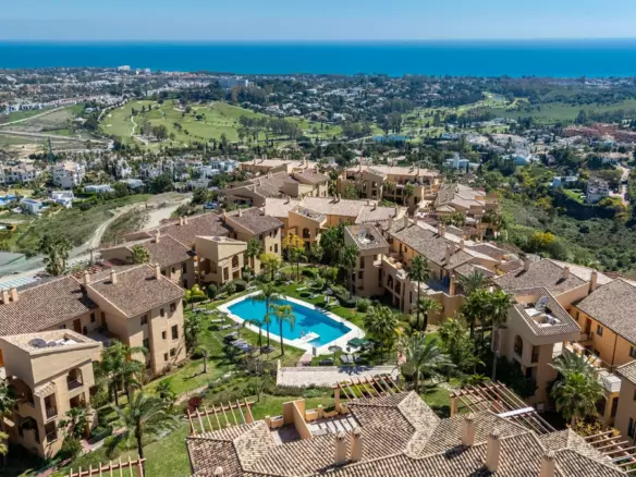 2-bedroom Apartment In Benahavis, Spain (118 M²)