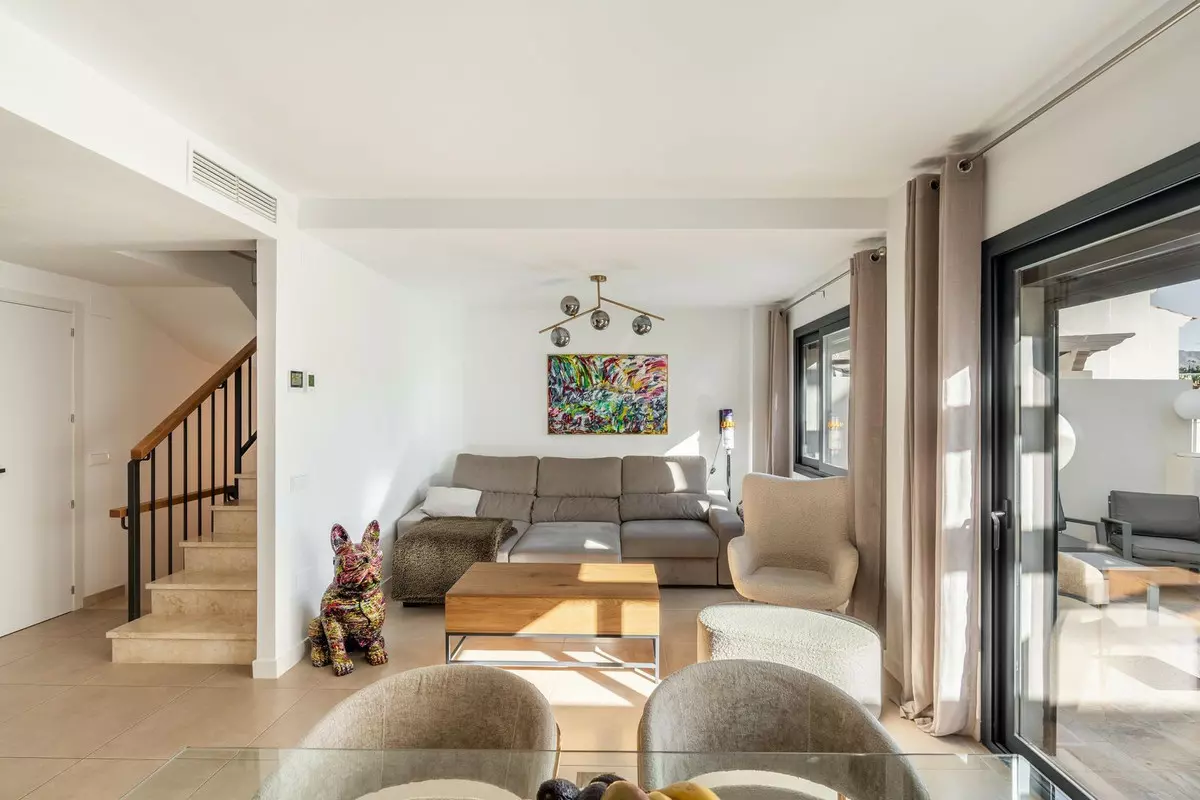 3-bedroom Town House In Estepona, Spain (170 M²)