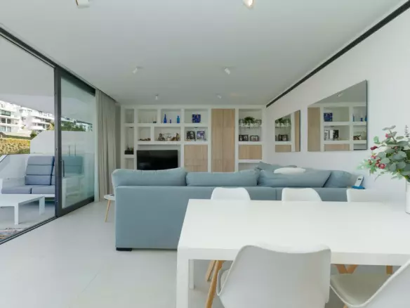 2-bedroom Apartment In Fuengirola, Spain (97 M²)