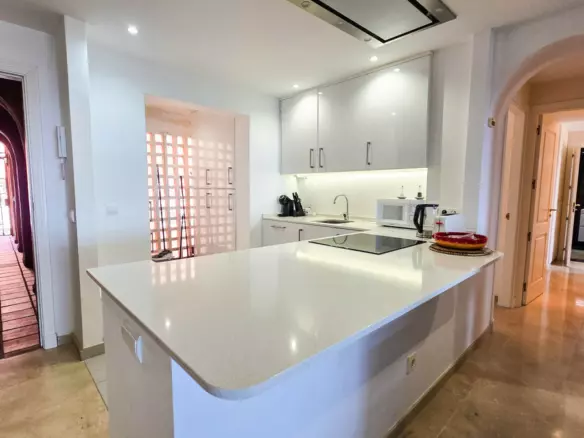 3-bedroom Apartment In Manilva, Spain (138 M²)
