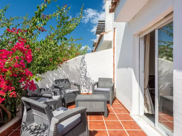 4-bedroom Town House In Marbella, Spain (178 M²)