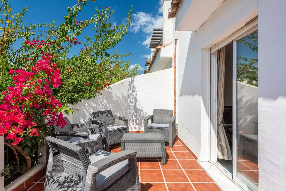 4-bedroom Town House In Marbella, Spain (178 M²)