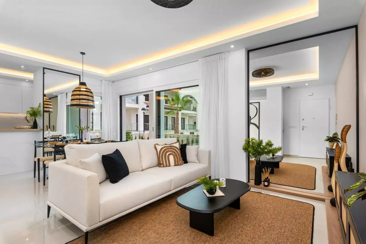 3-bedroom Apartment In Rojales, Spain (134 M²)