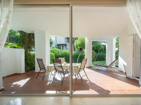 2-bedroom Apartment In Estepona, Spain (100 M²)
