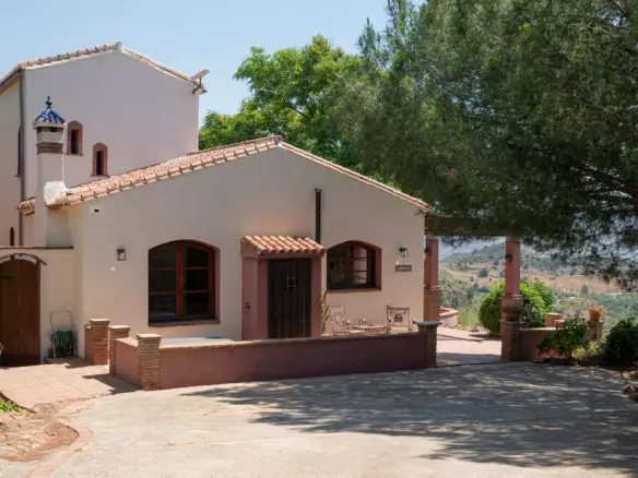 7-bedroom Country House In Almogía, Spain (102 M²)