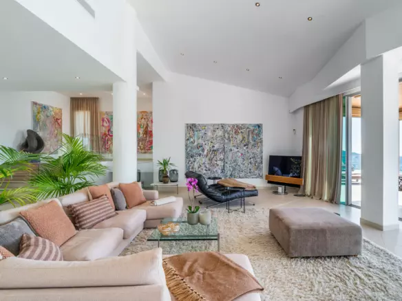 5-bedroom Villa In Andratx, Spain (824 M²)