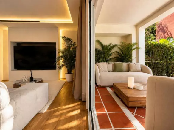 3-bedroom Town House In Marbella, Spain (230 M²)