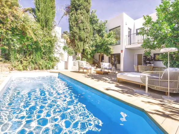 4-bedroom Villa In Fuengirola, Spain (168 M²)