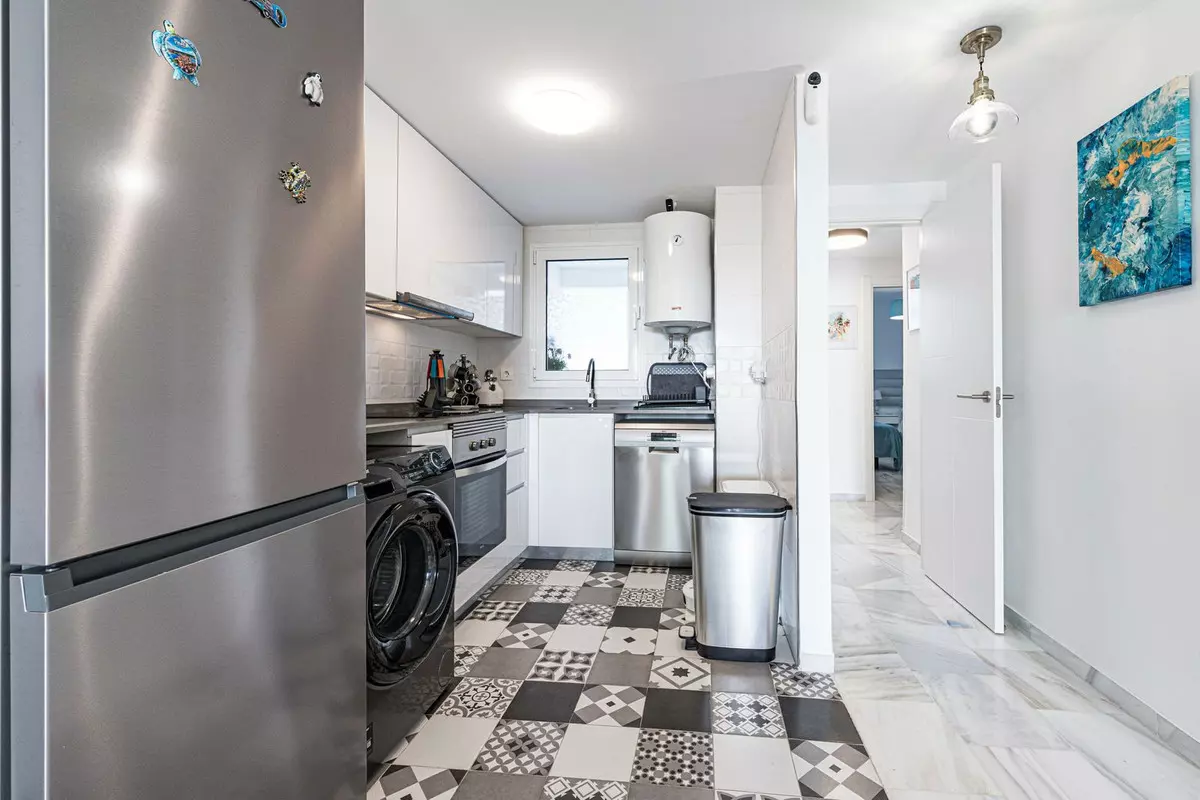 3-bedroom Apartment In Casares, Spain (80 M²)