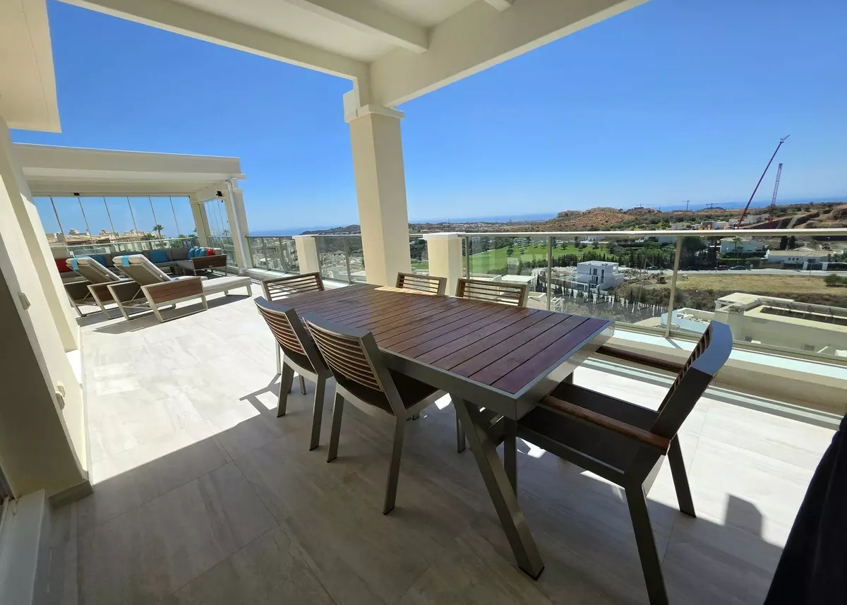 2-bedroom Apartment In Mijas, Spain (100 M²)