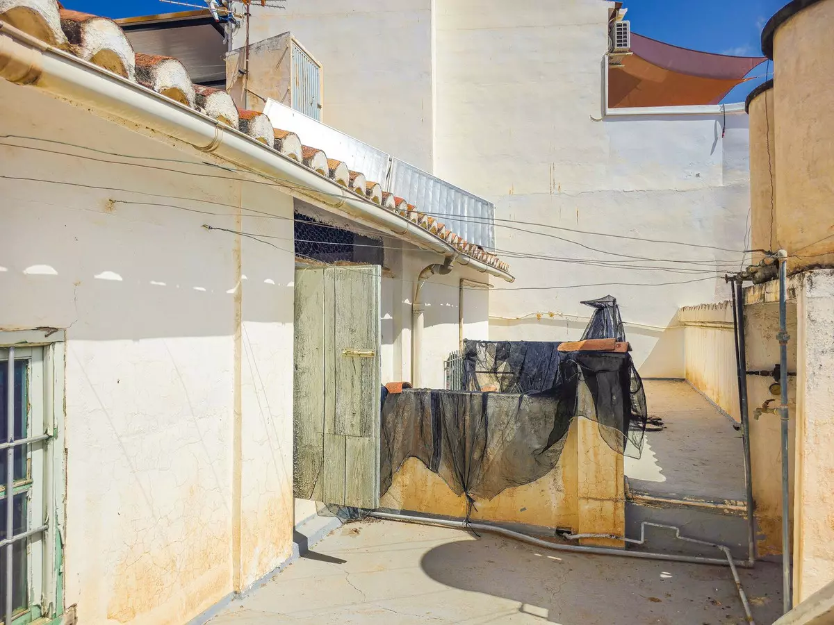 10-bedroom Town House In Cómpeta, Spain (468 M²)