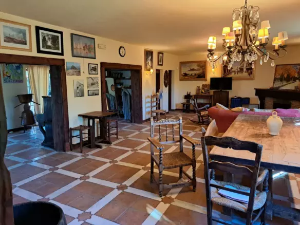 4-bedroom Country House In Mijas, Spain (259 M²)