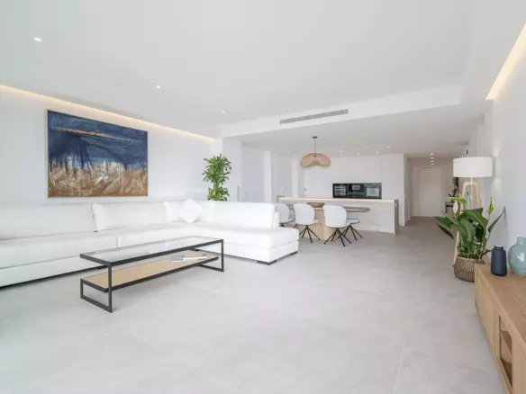 3-bedroom Apartment In Palma De Mallorca, Spain (217 M²)