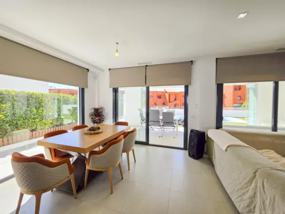 3-bedroom Villa In Manilva, Spain (168 M²)