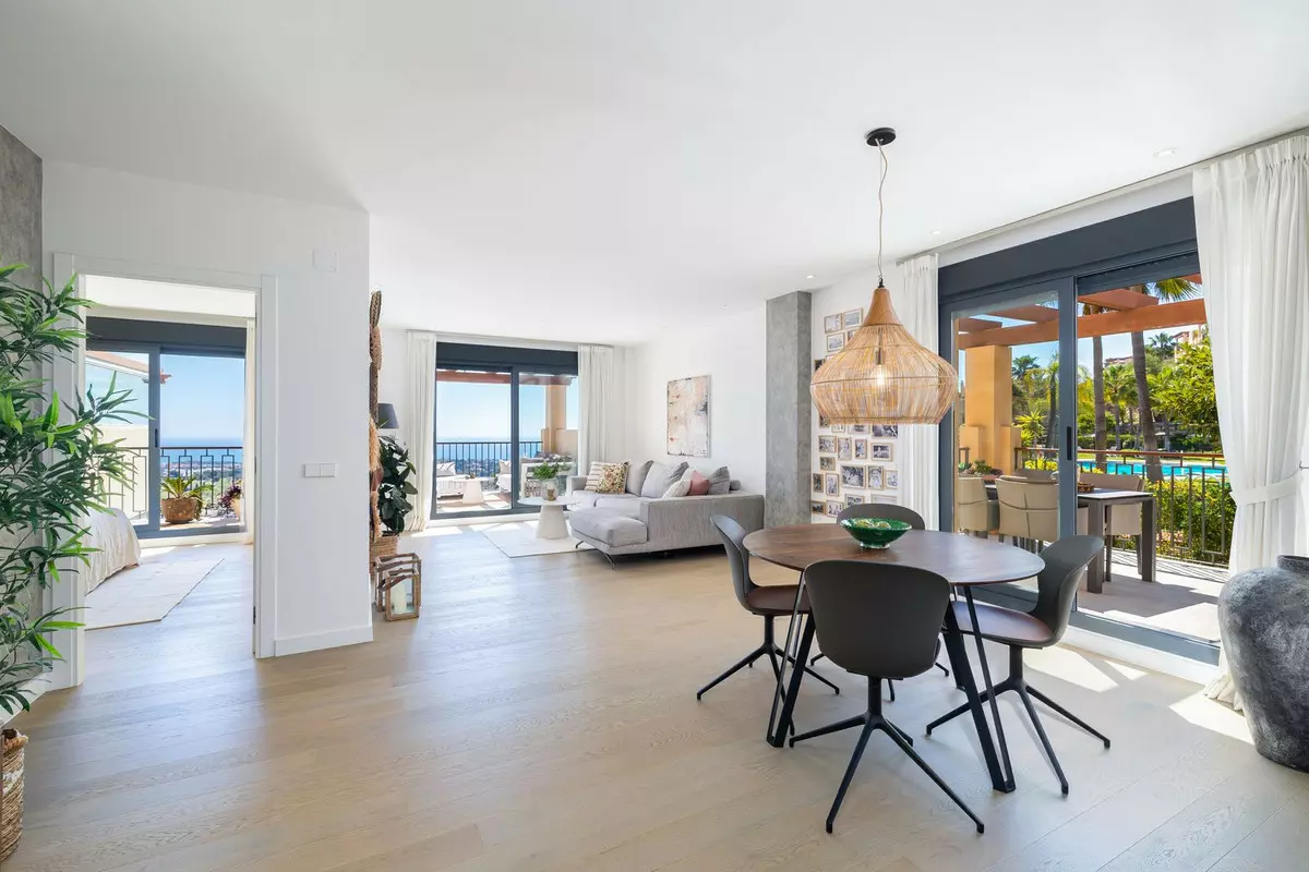 2-bedroom Apartment In Benahavis, Spain (118 M²)
