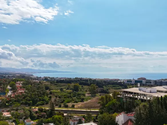 4-bedroom Apartment In Marbella, Spain (145 M²)