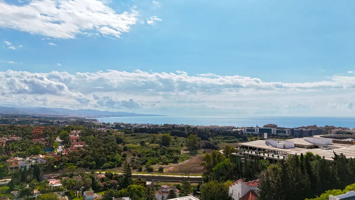 4-bedroom Apartment In Marbella, Spain (145 M²)