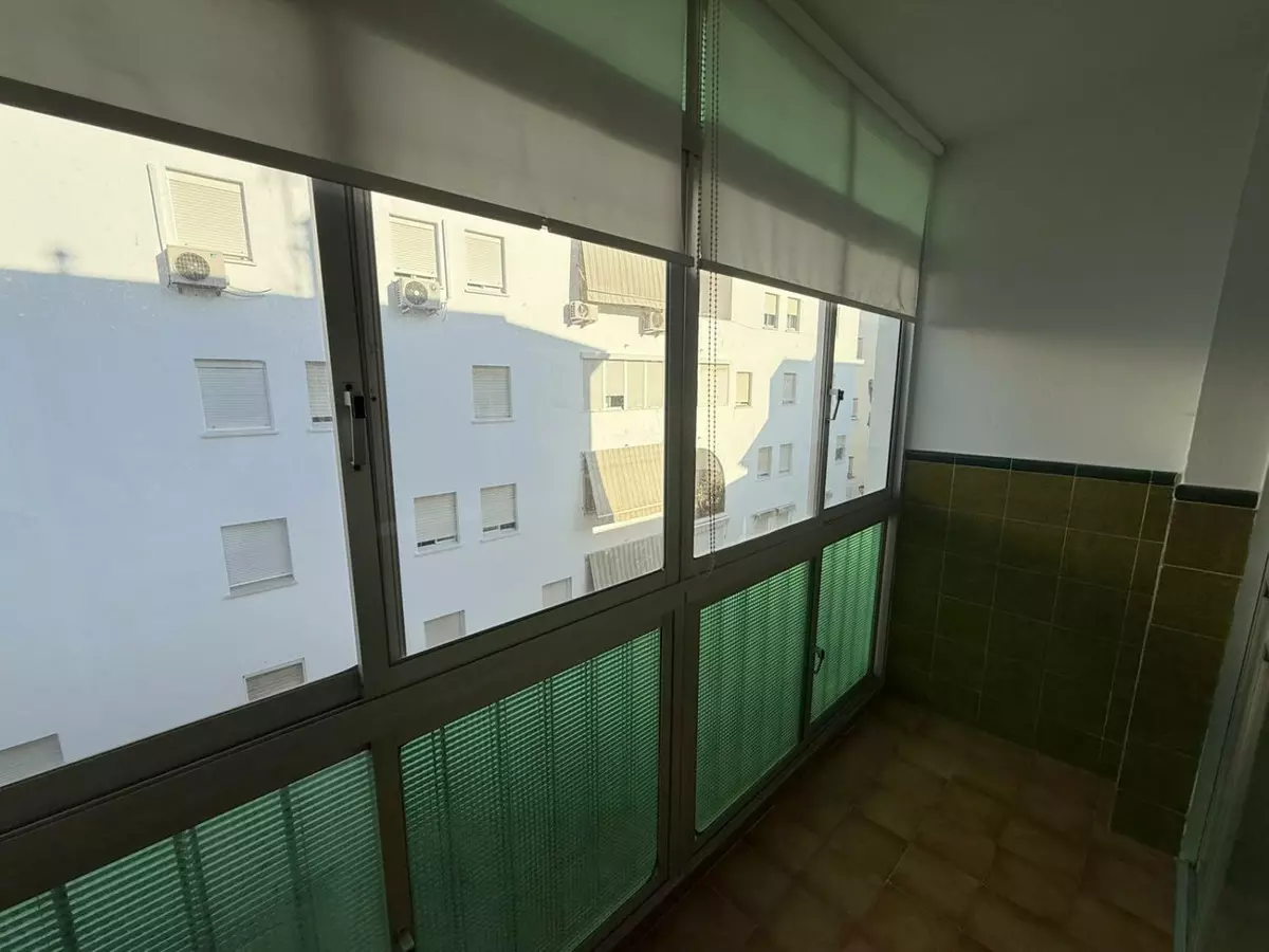 3-bedroom Apartment In Estepona, Spain (104 M²)