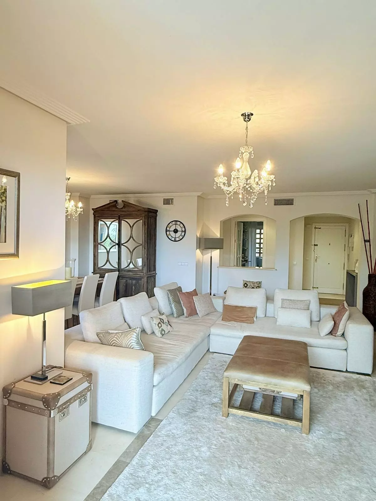 2-bedroom Apartment In Benahavis, Spain (100 M²)