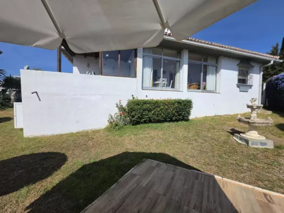2-bedroom Villa In Estepona, Spain (130 M²)
