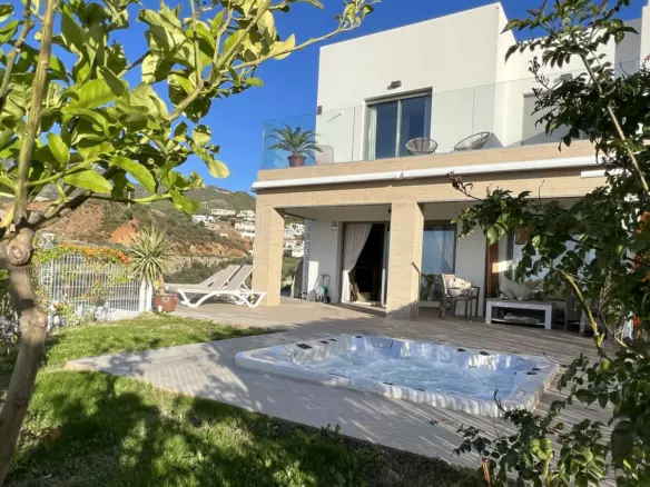 3-bedroom Villa In Mijas, Spain (160 M²)