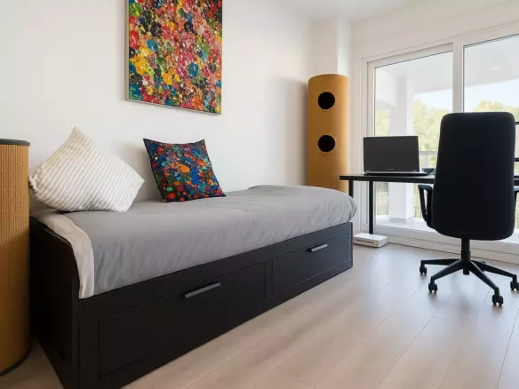 3-bedroom Apartment In Benahavis, Spain (180 M²)
