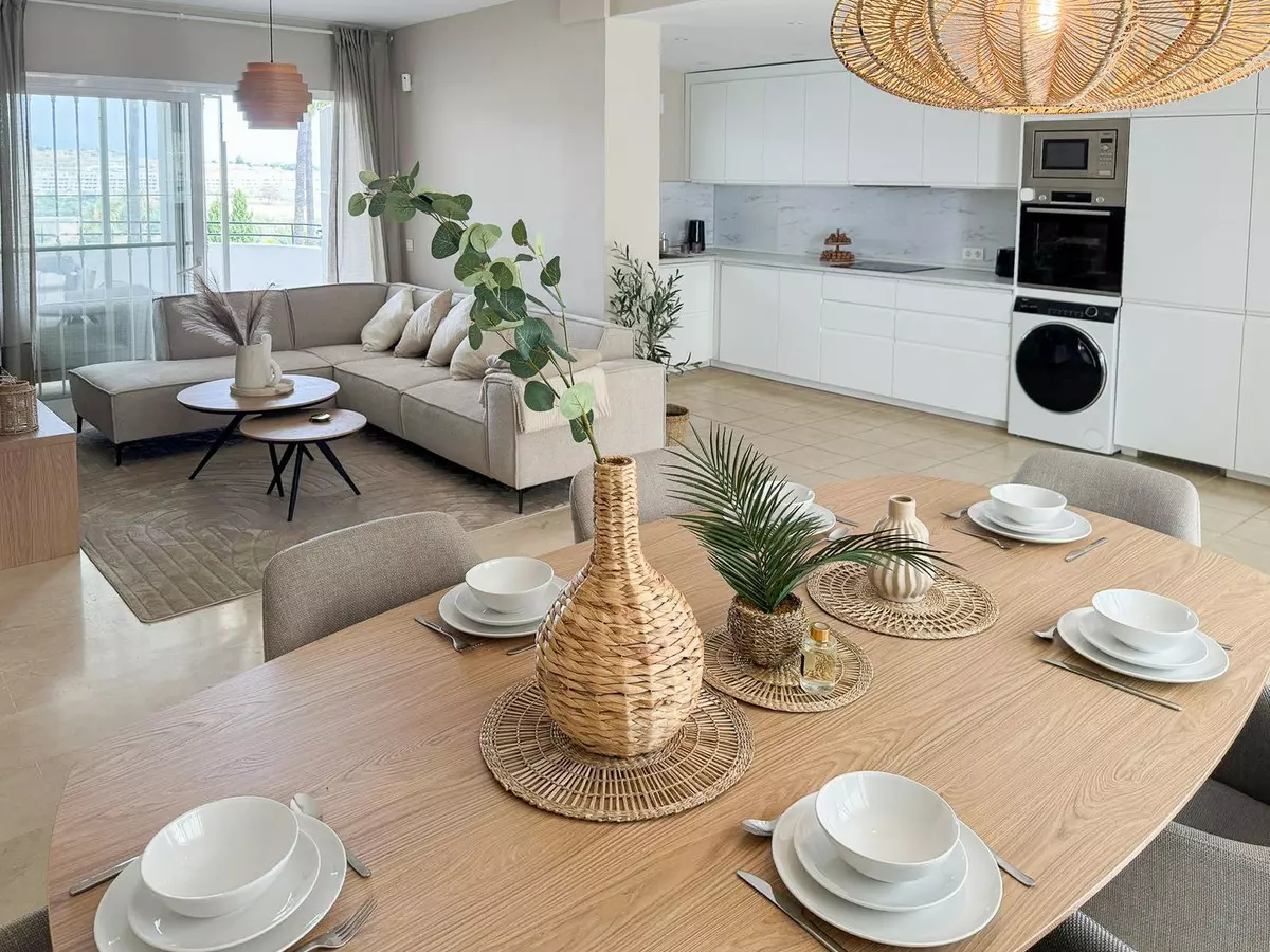 2-bedroom Apartment In Estepona, Spain (118 M²)