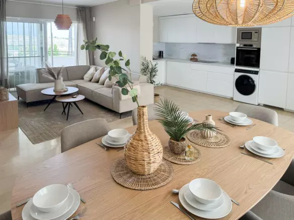 2-bedroom Apartment In Estepona, Spain (118 M²)