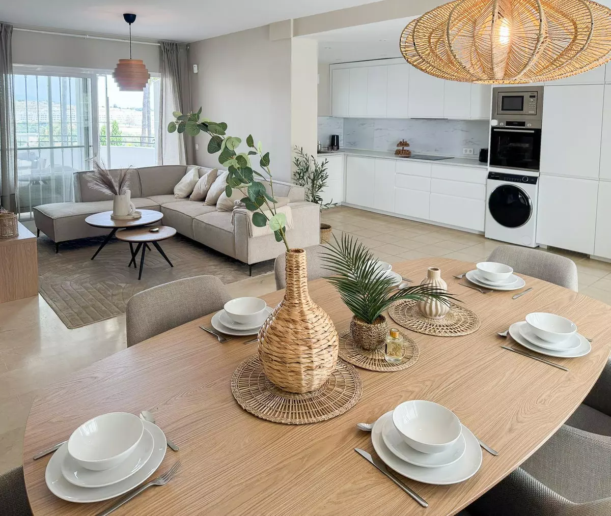 ShowFeedImage-ba37d3 2-bedroom Apartment In Estepona, Spain (118 M²)
