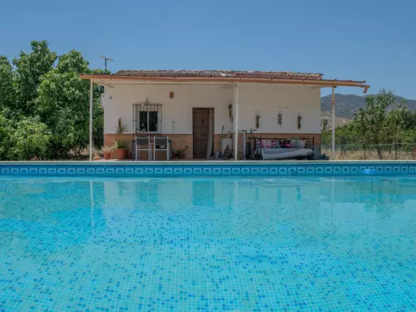 2-bedroom Country House In Álora, Spain (64 M²)